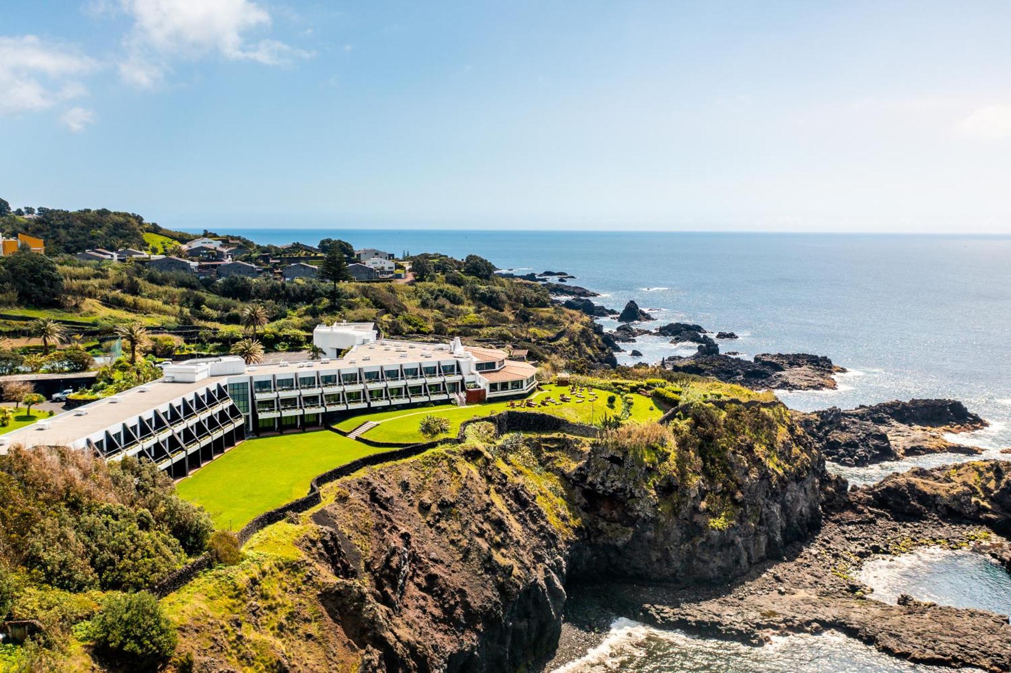 Caloura Hotel Resort Bagian luar foto